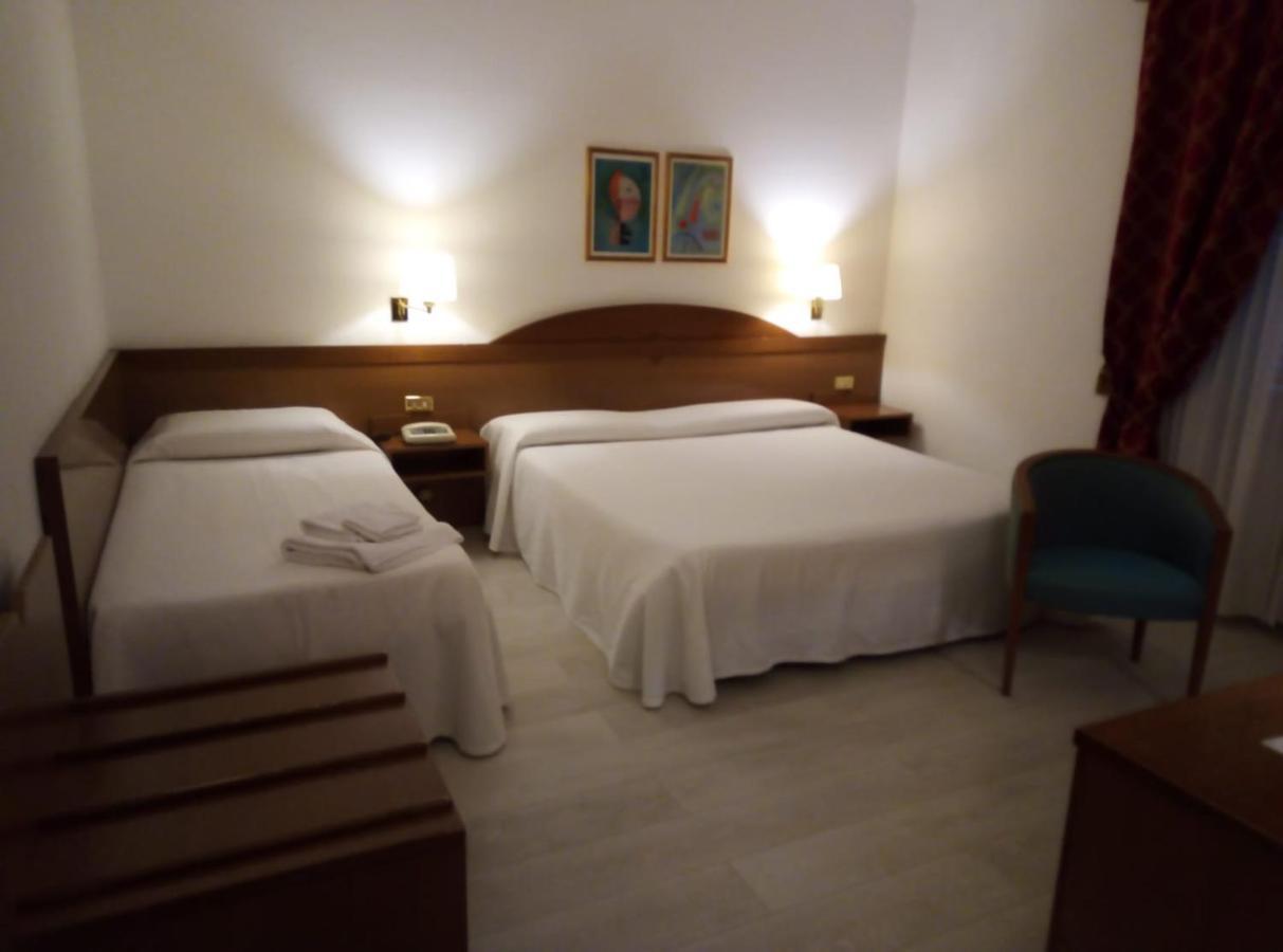 Hotel Arcadia Macerata Exteriör bild