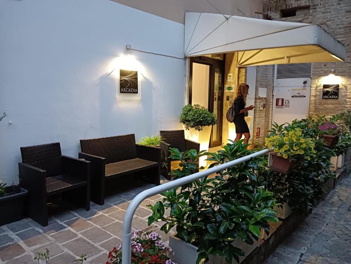 Hotel Arcadia Macerata Exteriör bild