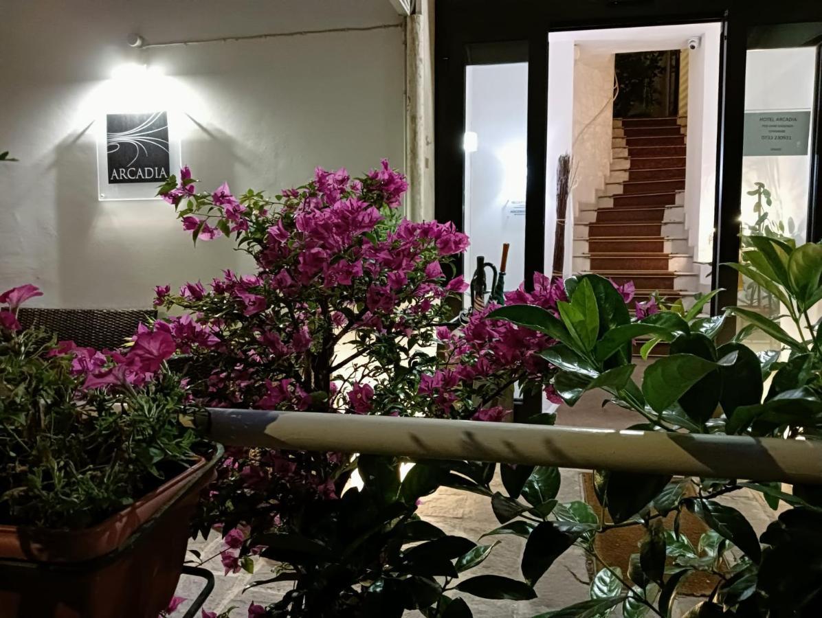 Hotel Arcadia Macerata Exteriör bild