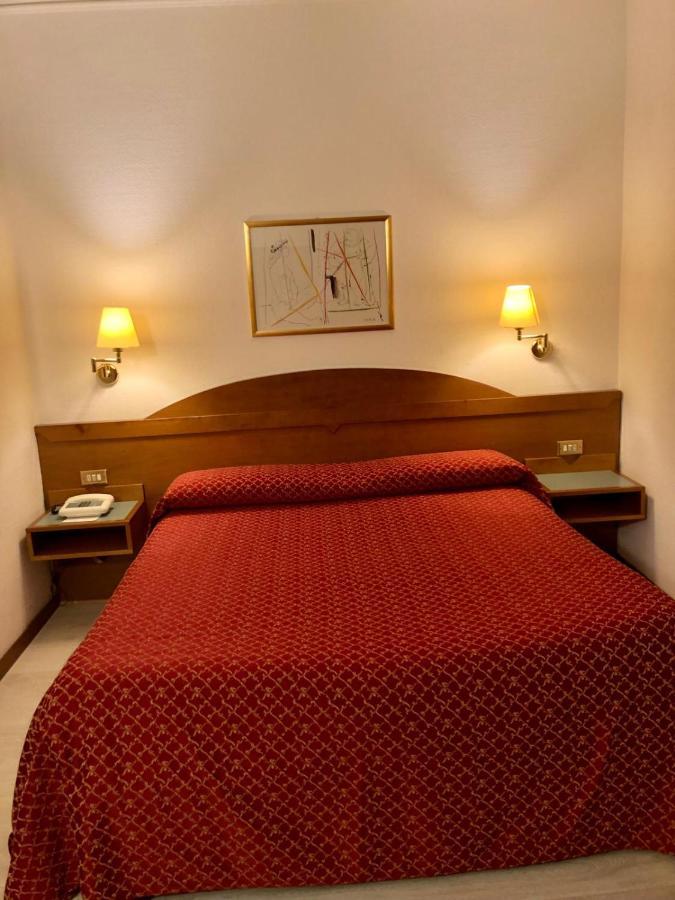 Hotel Arcadia Macerata Exteriör bild