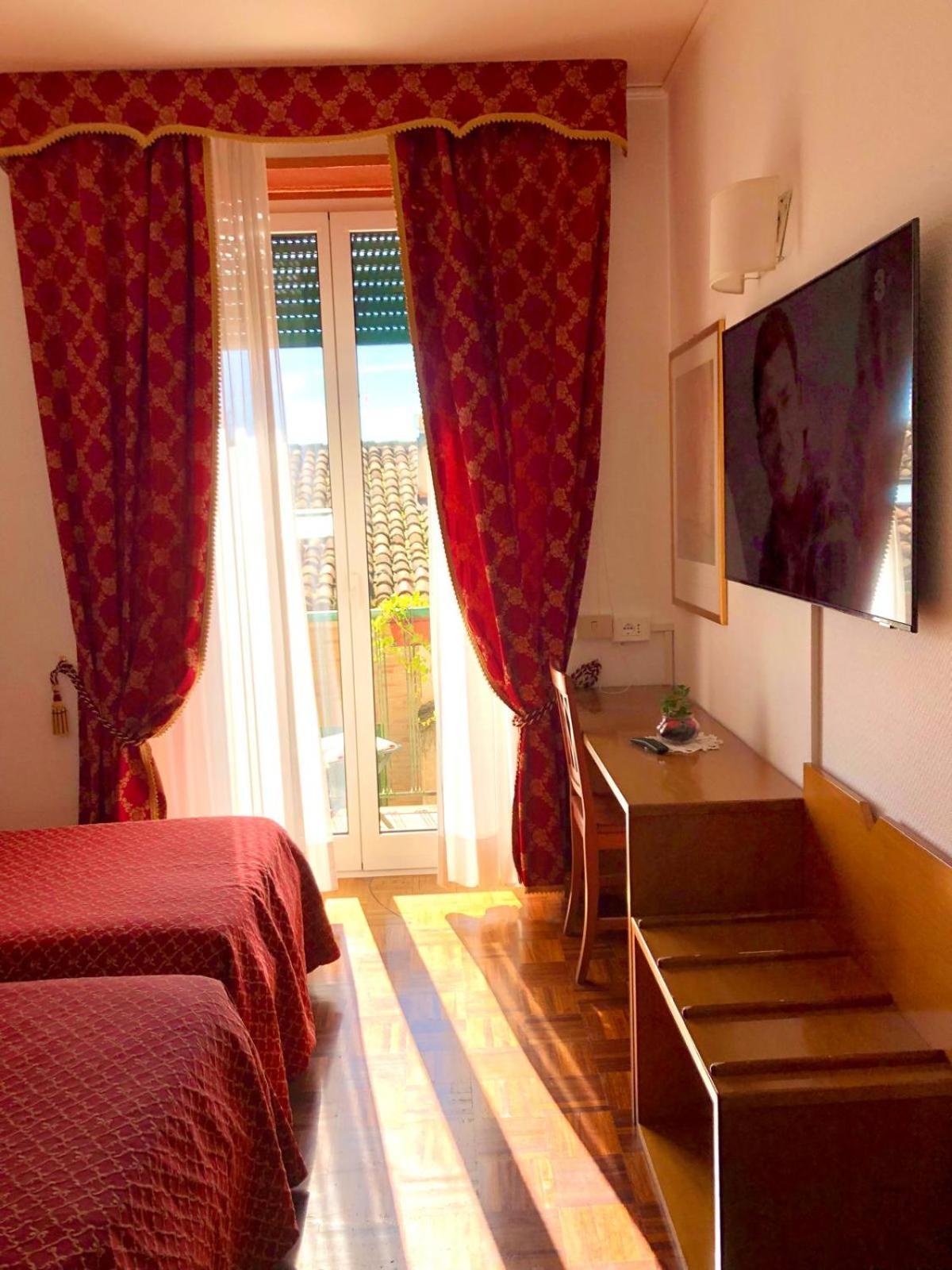 Hotel Arcadia Macerata Exteriör bild